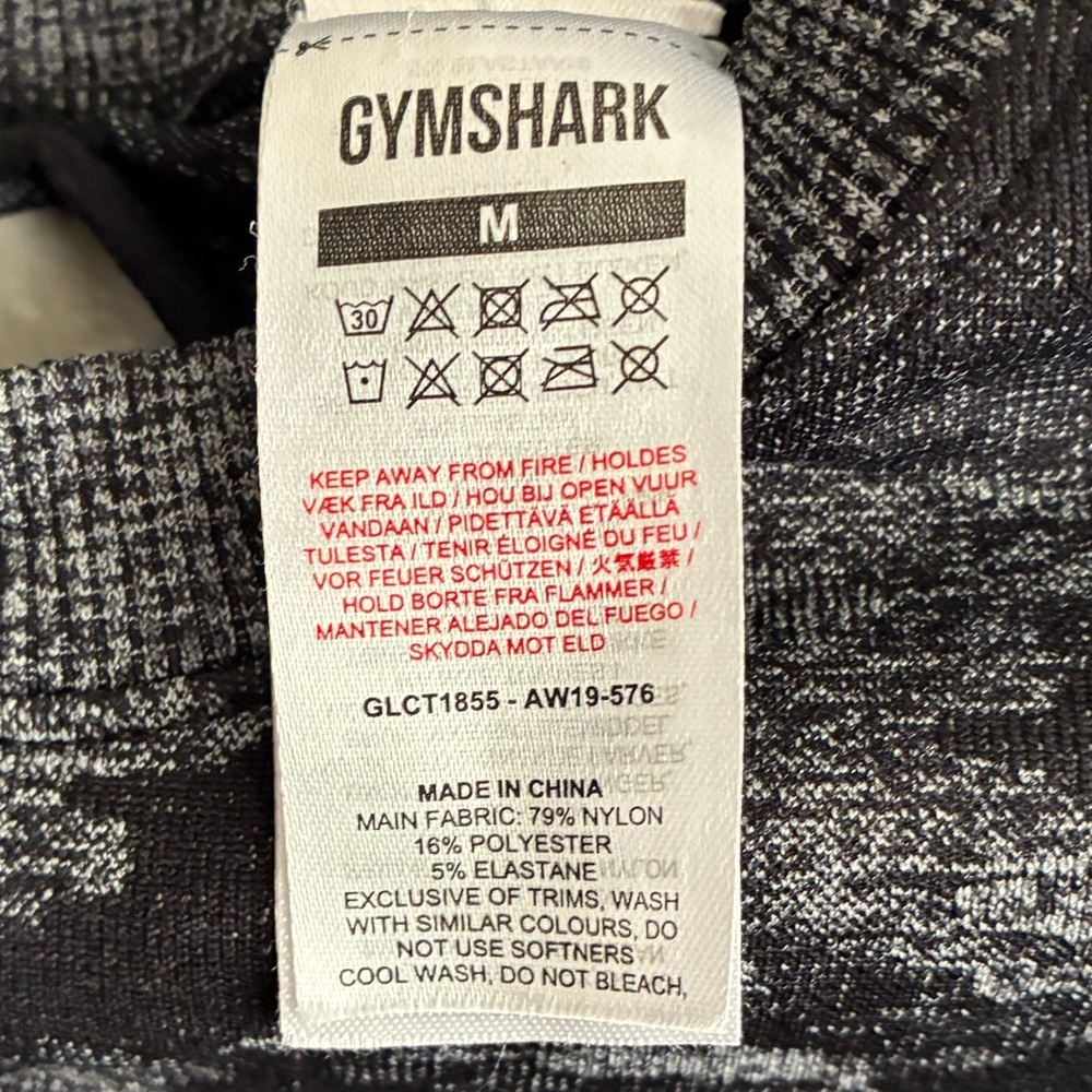 Gymshark Women's Adapt Black Camo Seamless Long Sleeve Crop Top M - Picture 14 of 16